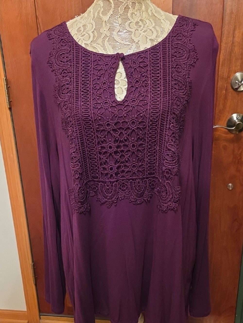 1X 22/24 Roaman's Plum Crochet-Yoke Long Sleeve Tunic